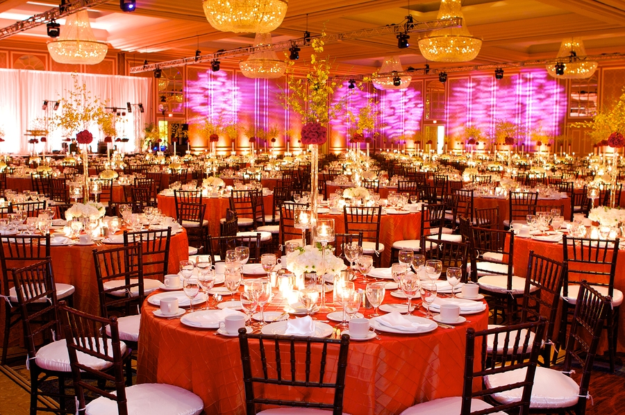 Table Setting At A Luxury Wedding Reception Urban Gourmet